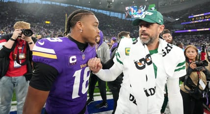Aaron Rodgers vs Minnesota Vikings