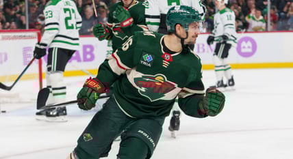Mats Zuccarello - Dallas Stars at Minnesota Wild