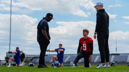 Josh McCown, Brian Flores and JJ McCarthy - Minnesota Vikings practice