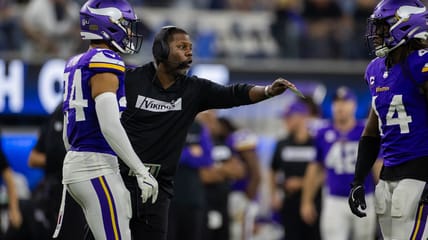 Daronte Jones - Minnesota Vikings defensive backs coach