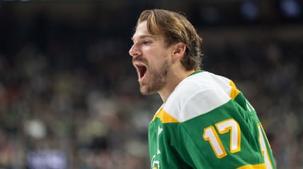 NHL: Calgary Flames at Minnesota Wild