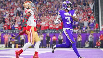 NFL: San Francisco 49ers at Minnesota Vikings