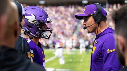 MN Vikings Picks, Predictions vs Bears - Local Reporters vs National Media