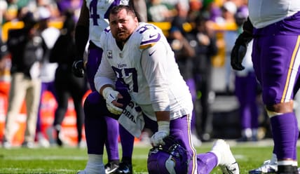 Harrison Phillips: Minnesota Vikings at Green Bay Packers