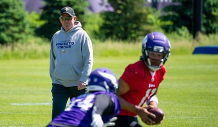 Kellen Mond, Mike Zimmer : Minnesota Vikings OTA