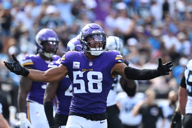 NFL: Minnesota Vikings at Carolina Panthers