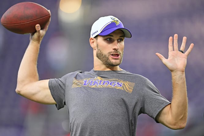 NFL: San Francisco 49ers at Minnesota Vikings
