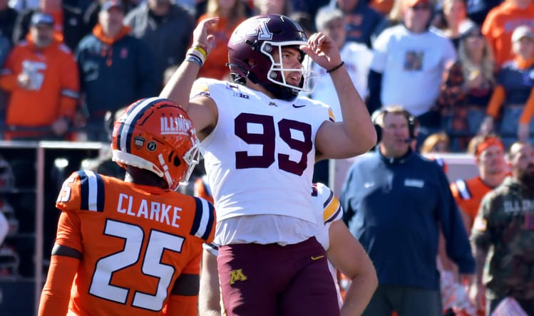 Dragan Kesich - Minnesota Gophers at Illinois