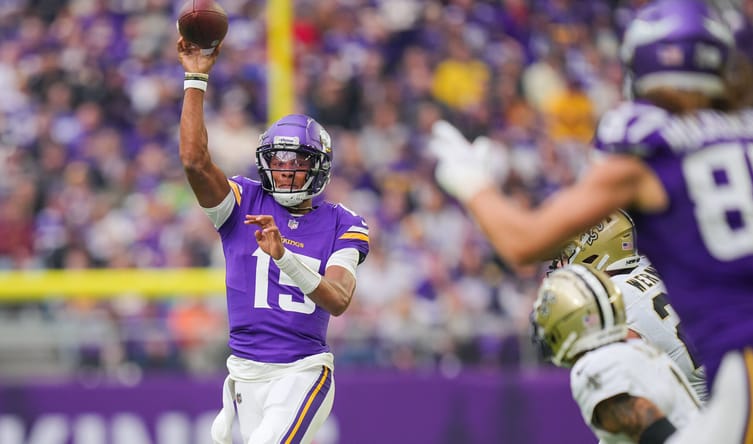 NFL: New Orleans Saints at Minnesota Vikings