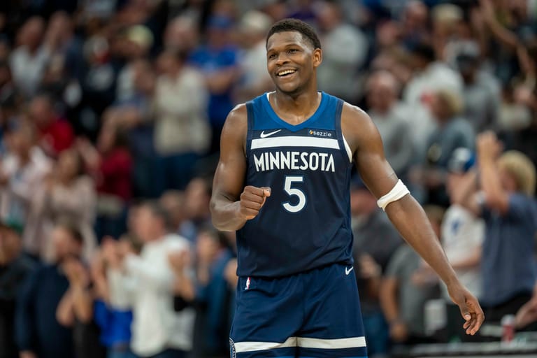 NBA: Miami Heat at Minnesota Timberwolves / hulu tv price