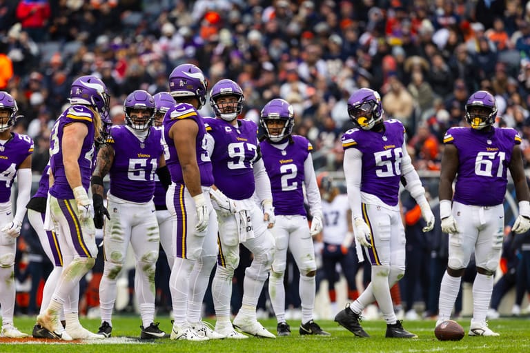 Stephon Gilmore - Minnesota Vikings defense vs Chicago Bears