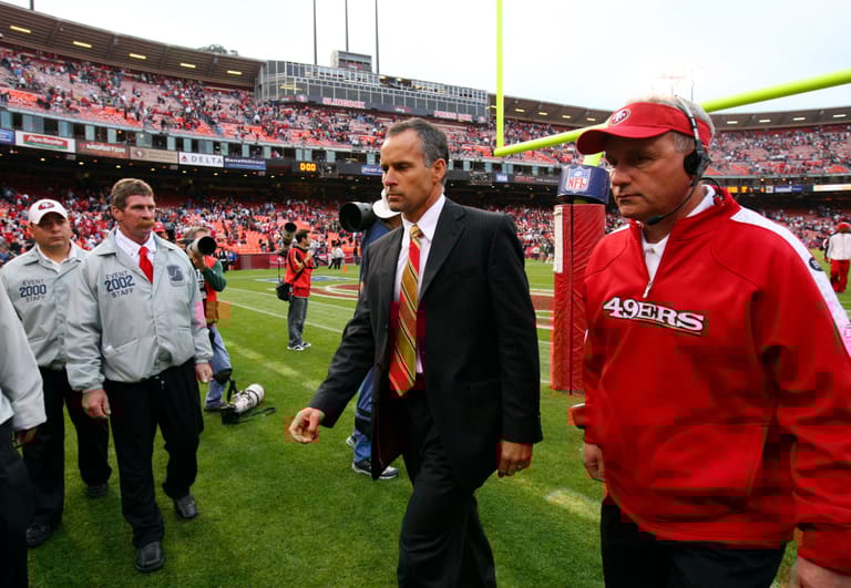 PJ Fleck's mentor Mike Nolan as head coach of the San Francisco 49ers in 2007