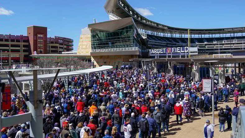 MLB: Seattle Mariners at Minnesota Twins