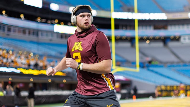 Drake Lindsey - Minnesota Gophers starting quarterback