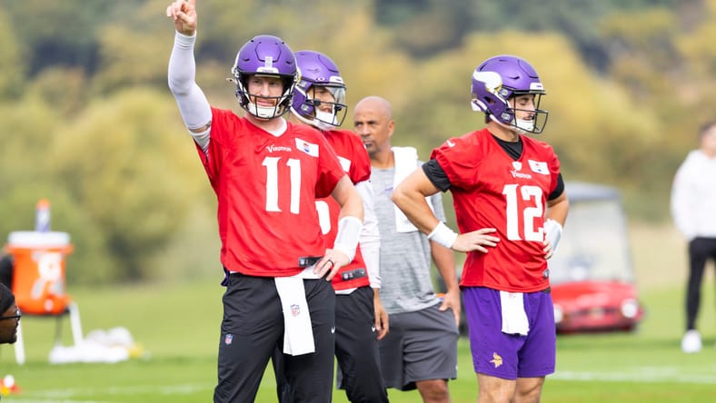 Carson Wentz, Max Brosmer - Minnesota Vikings quarterbacks
