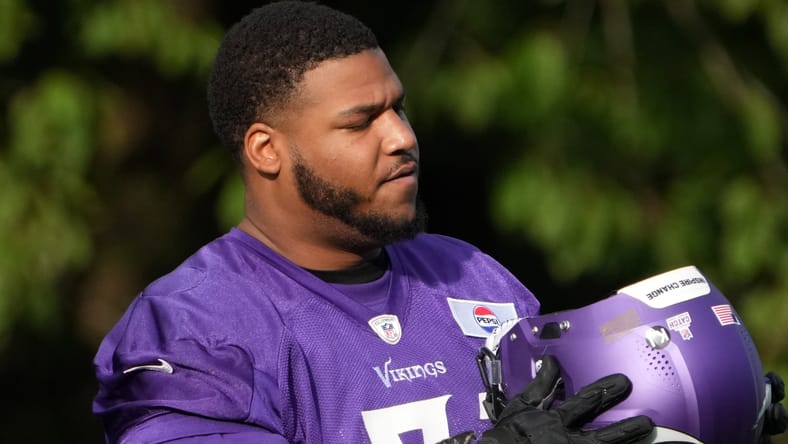 Christian Darrisaw, Minnesota Vikings