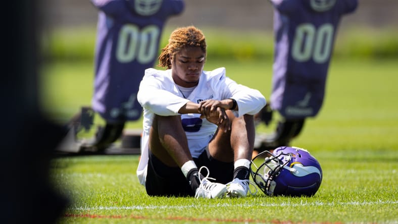 Lewis Cine - Minnesota Vikings