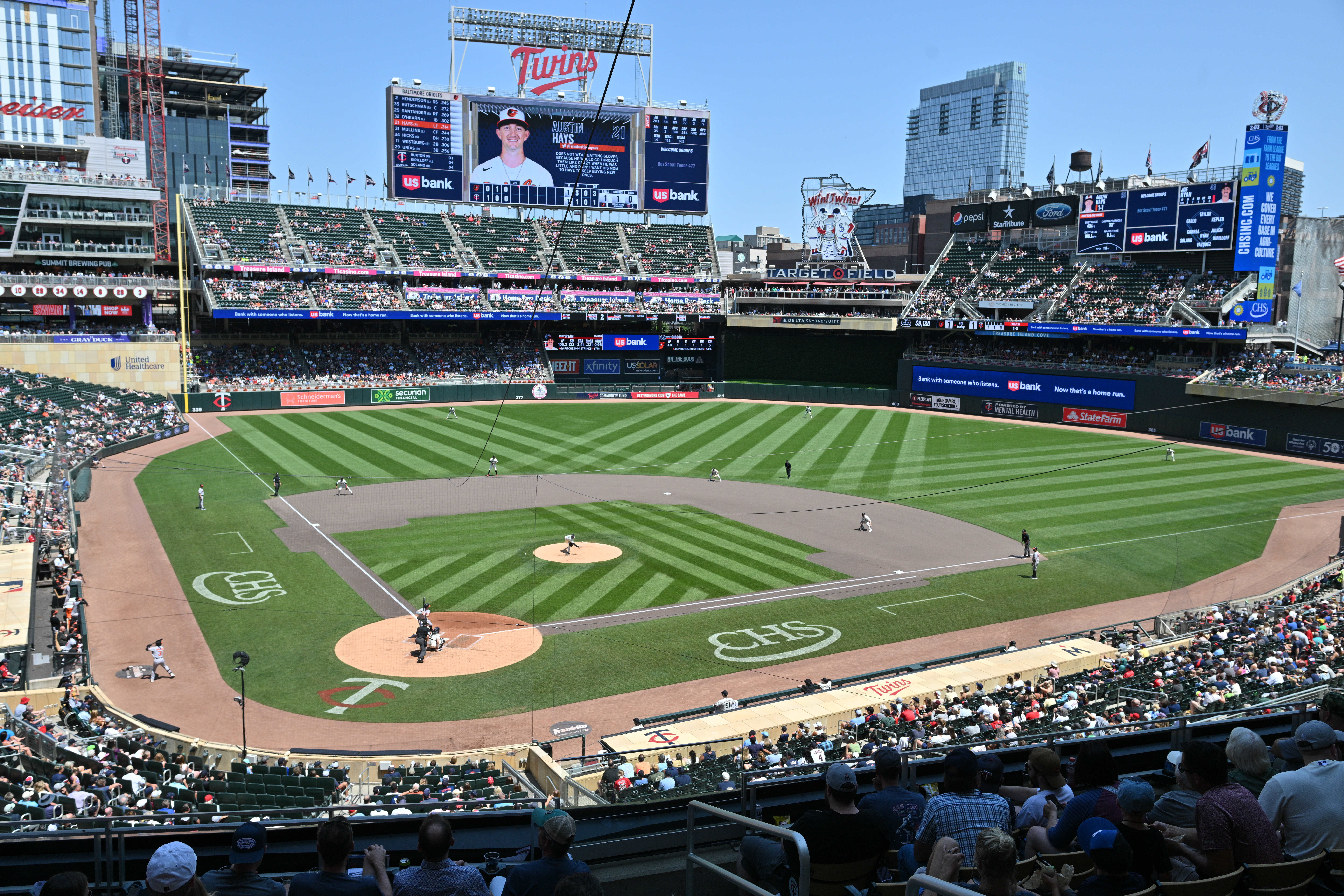 todays twins game