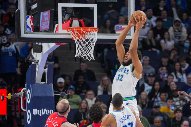 NBA: New Orleans Pelicans at Minnesota Timberwolves