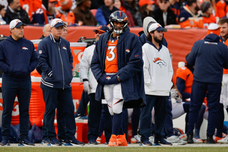 Russell Wilson: Los Angeles Chargers at Denver Broncos