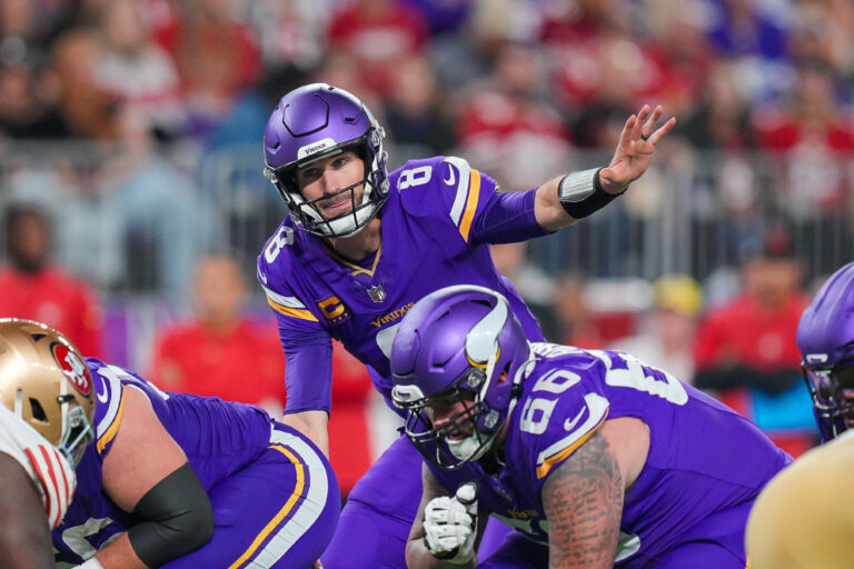 minnesota vikings should re-sign kirk cousins, nfl free agency