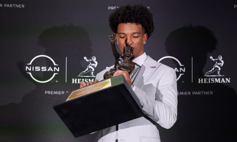 jayden daniels heisman