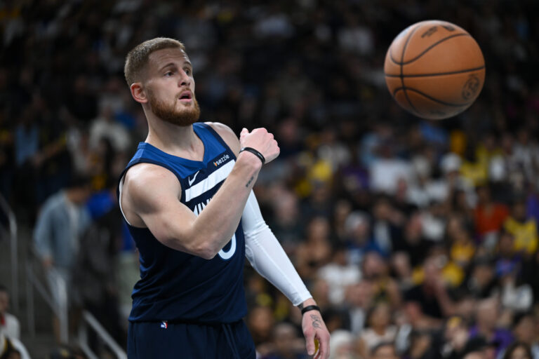 Donte DiVincenzo -Minnesota Timberwolves at Los Angeles Lakers (Preseason)