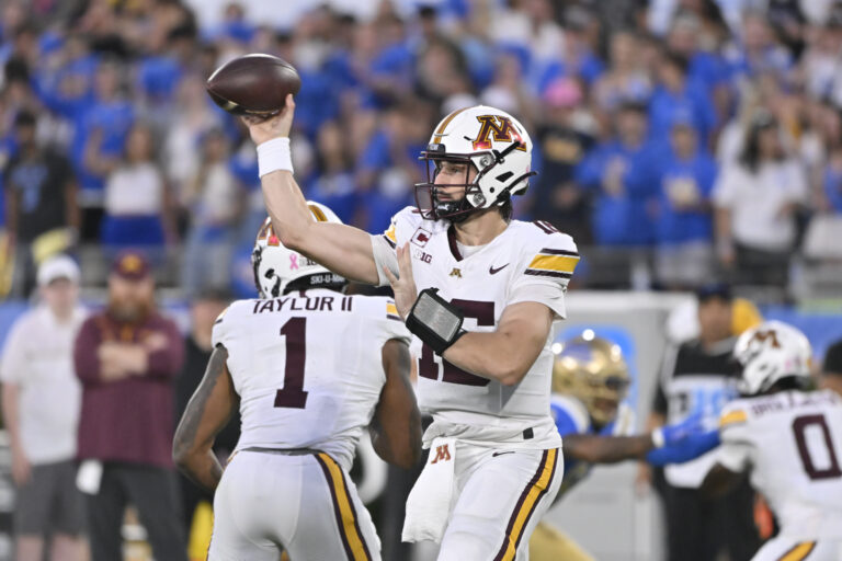 Max Brosmer - Minnesota Gophers at UCLA