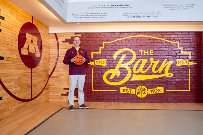 Niko Medved - Minnesota Gophers men's basketball coach